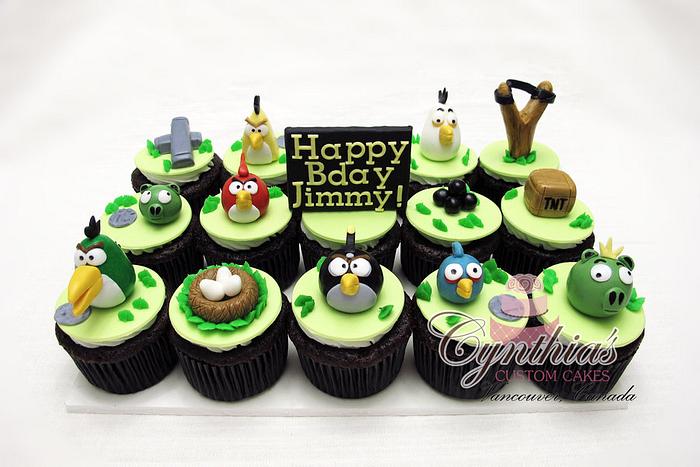 Angry birds cupcakes for Jimmy!