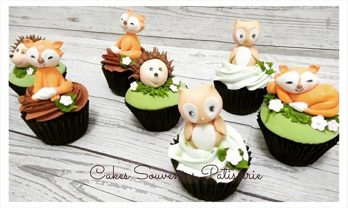 Forest animals cupcakes