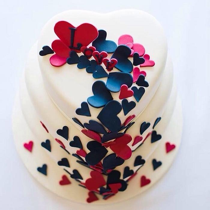 Love heart wedding cake