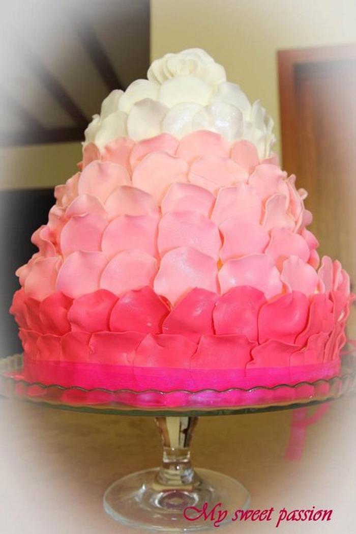 Petal Roses Cake