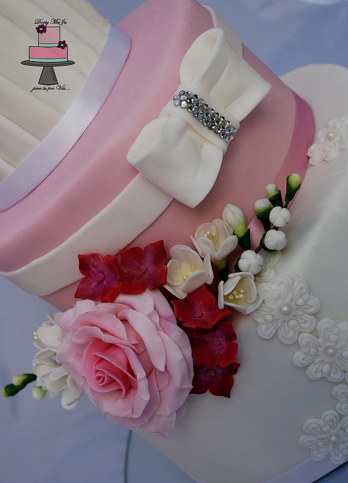 Wedding cake white - pink