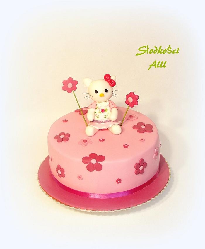 Hello Kitty cake