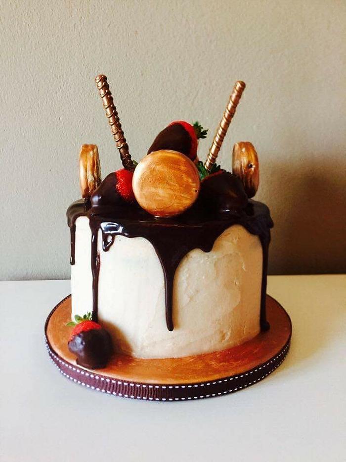 Chocolate Oreo drip cake! 
