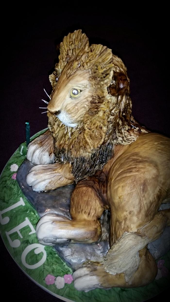 Leo the Lion 3d sculpture cake