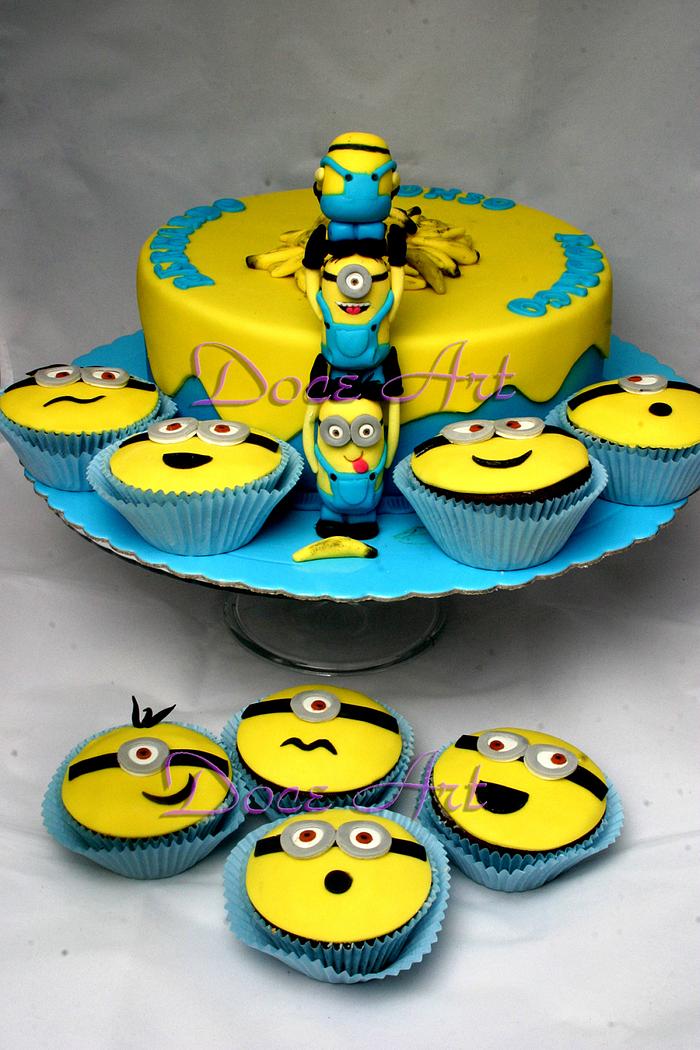 Minions cake & cupcakes