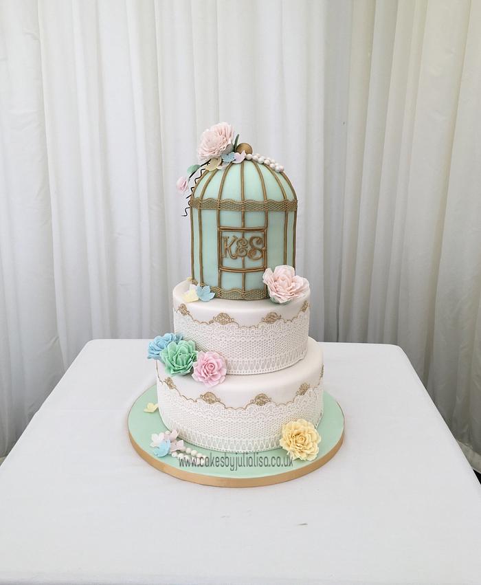 Vintage birdcage Wedding Cake