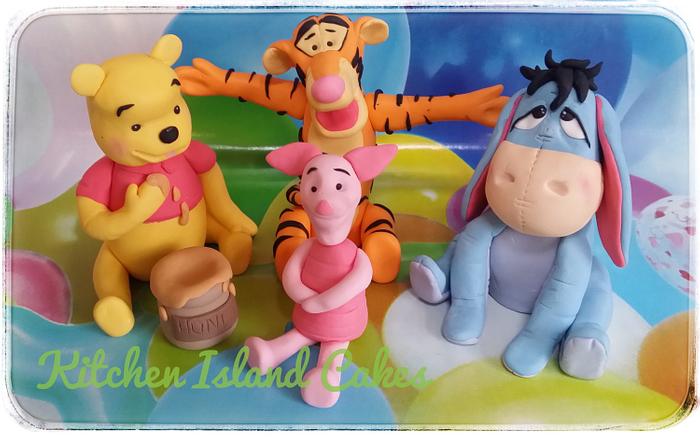 Winne the pooh and friends cake toppers
