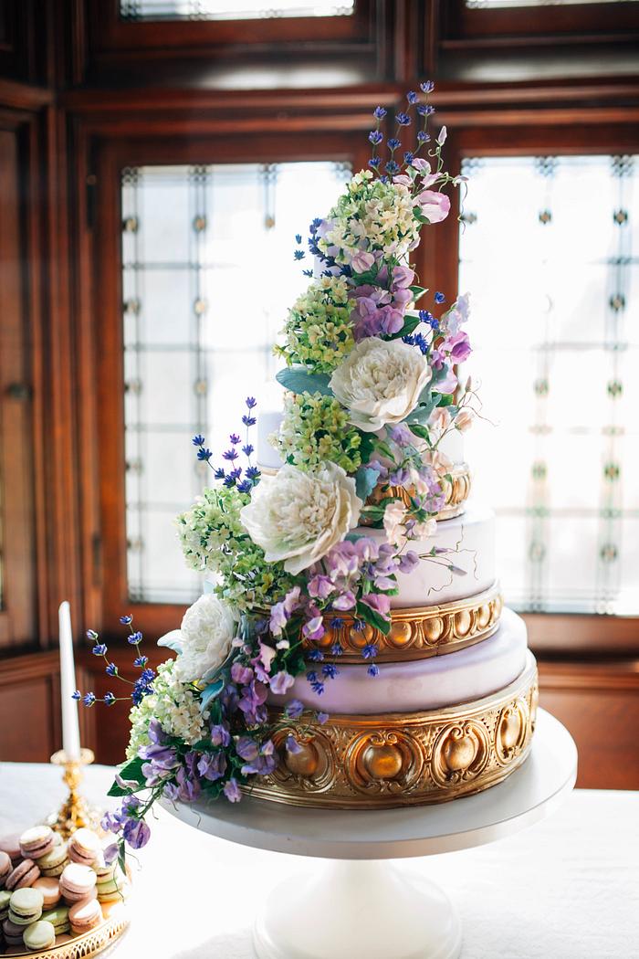 A WEDDING CAKE SUGAR FLOWER LILLIES IN PURPLE AND LILAC     CLEARANCE 