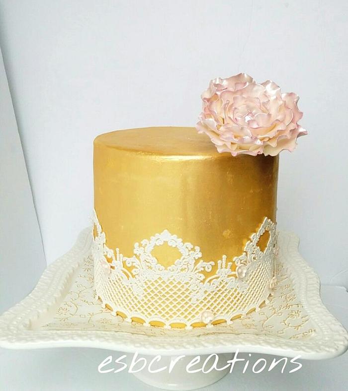 Golden anniversary cake
