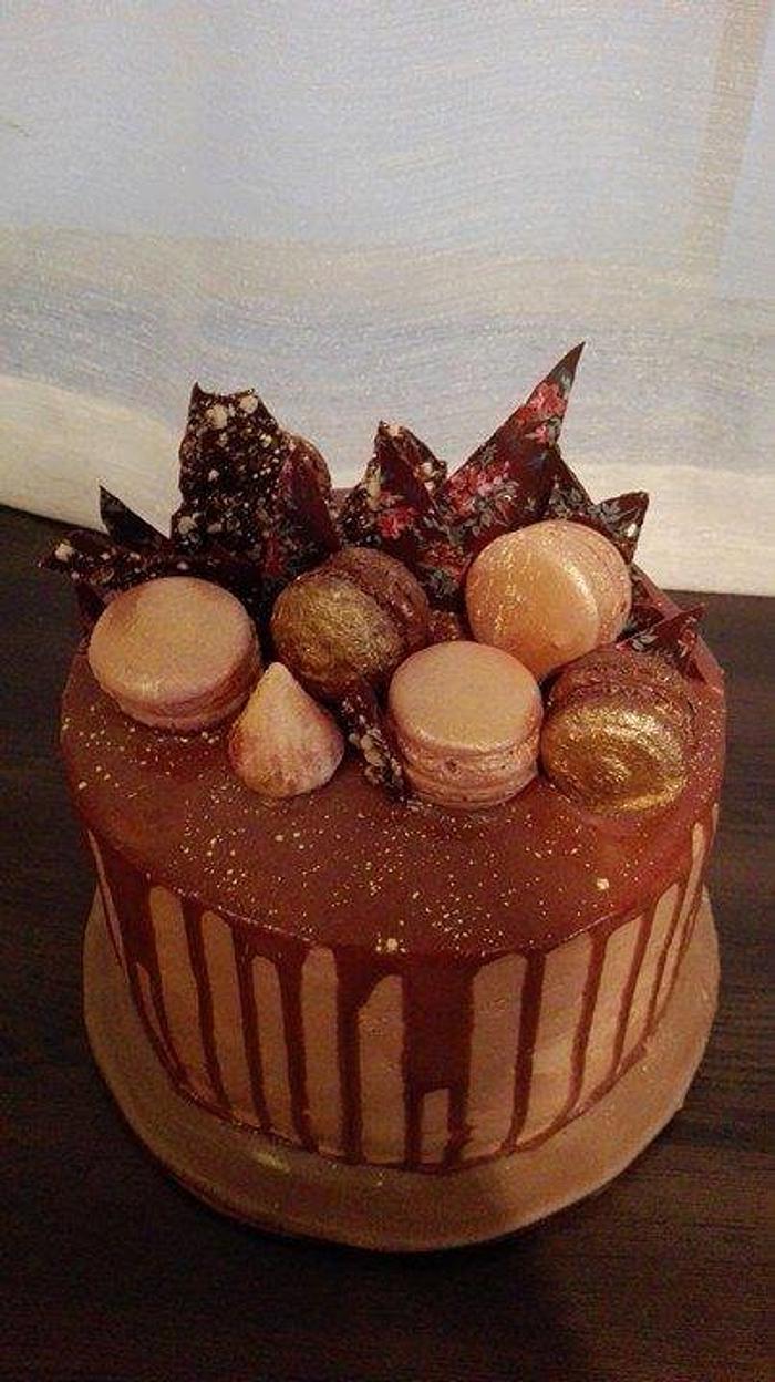 chocolate cake with macarons