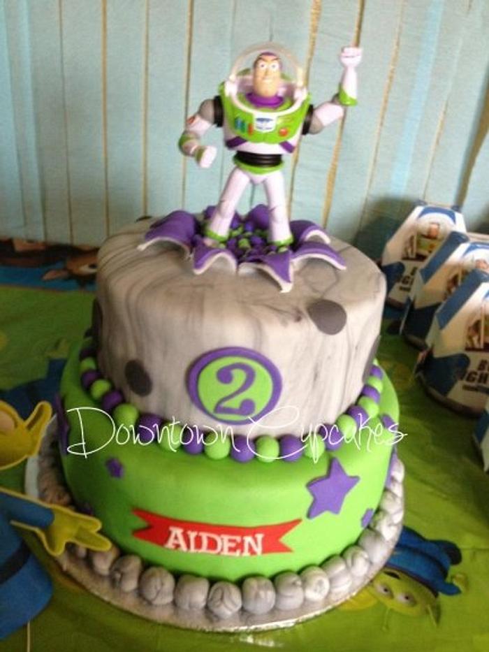 Toy Story Buzz Lightyear Cake Topper for Sale in Bell Gardens, CA - OfferUp
