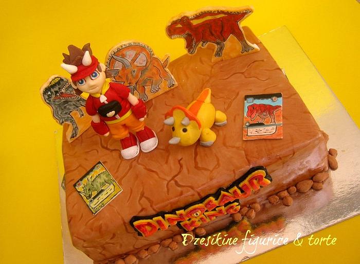 Dinosaur king cake