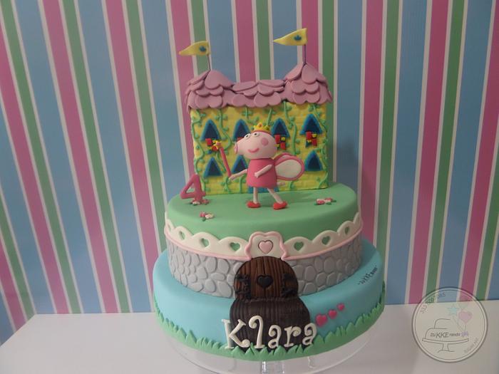 Peppa Pig Princess of the fairies and her castle!