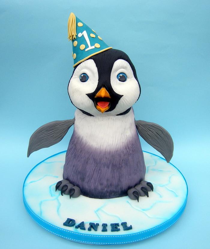 3D baby penguin cake