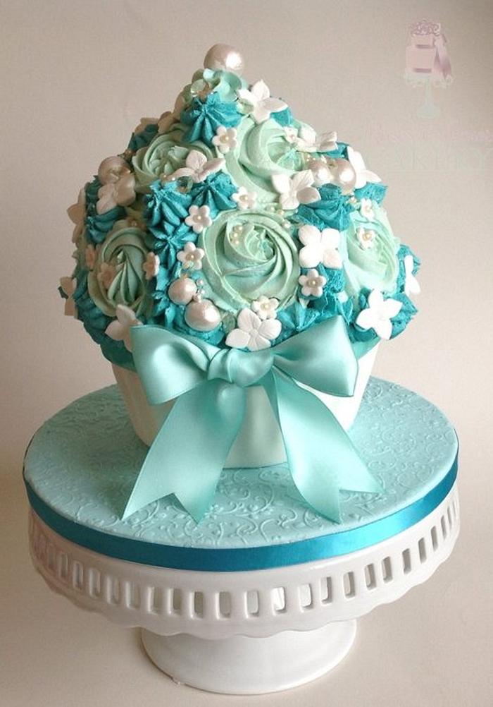 Ice Blue Giant cupcake 