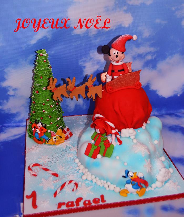 Mickey christmas cake 
