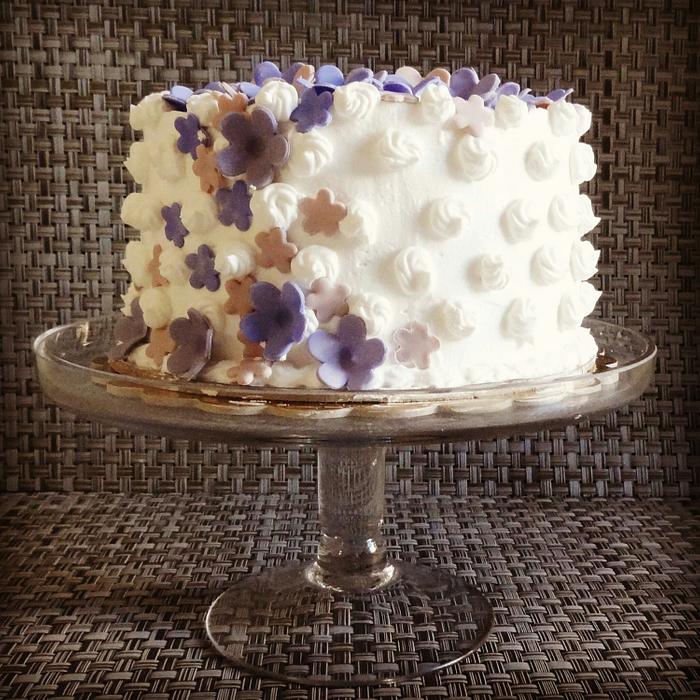 simple white and purple cake