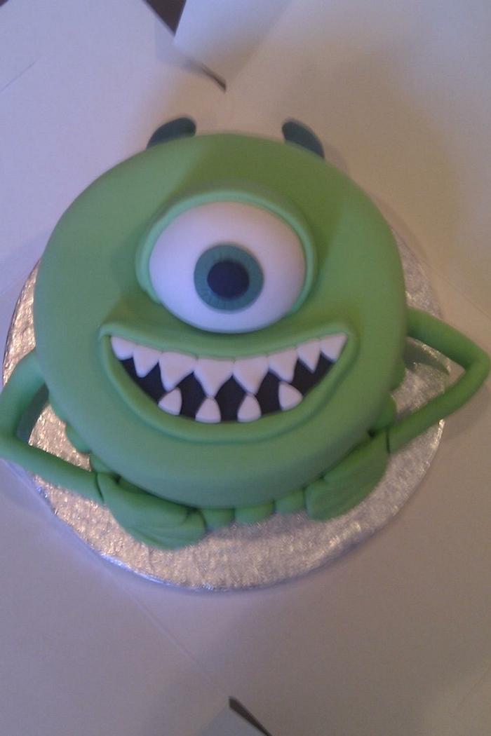 Mike Wazowski monsters inc cake