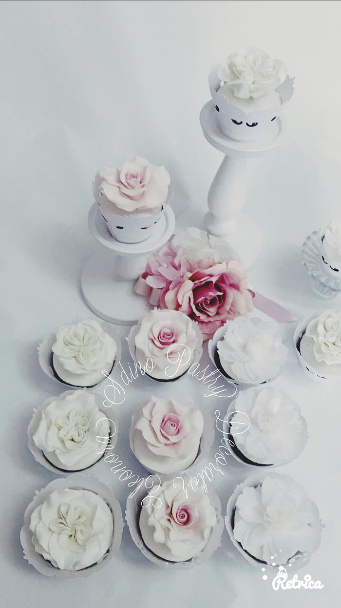 Cup cake flower 