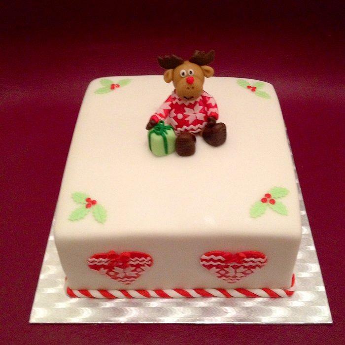 Reindeer cake 