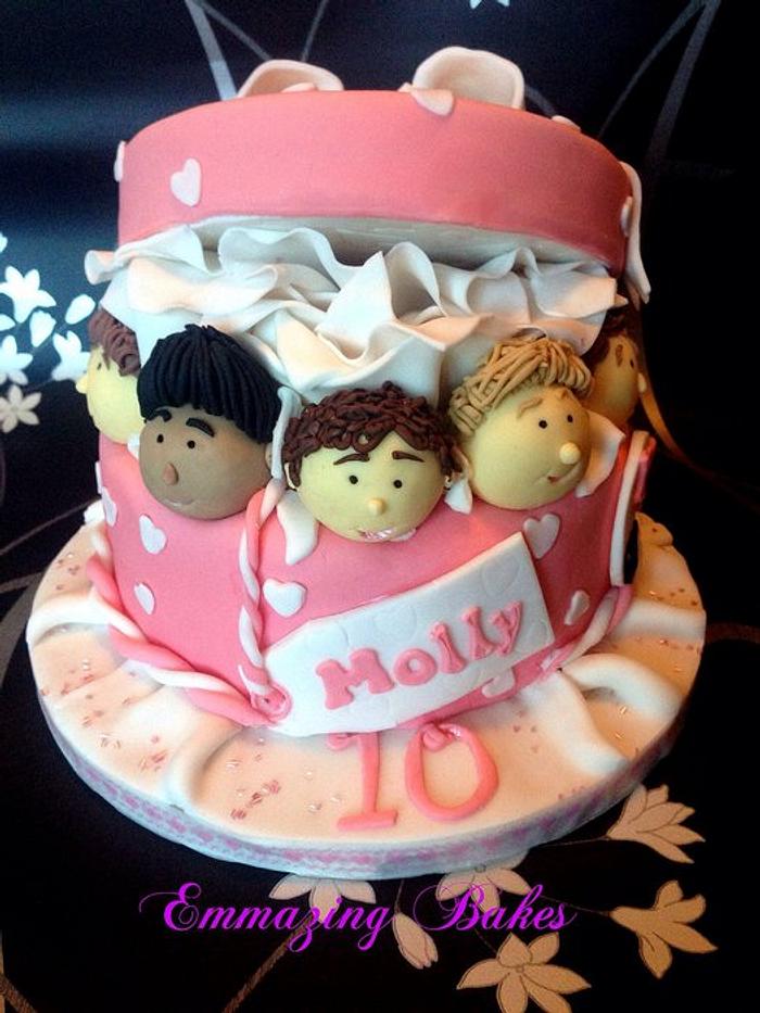 One direction / 1D gift box cake