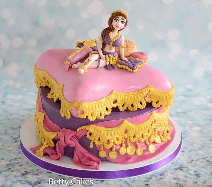 Belly dancer Cake 