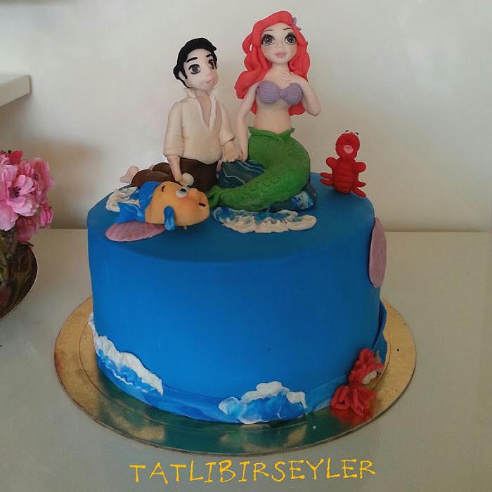 ariel and prince cake cupcake