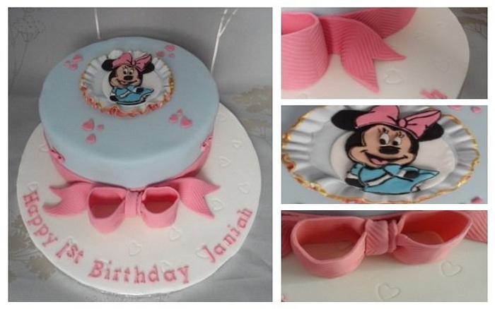 Mini mouse birthday cake