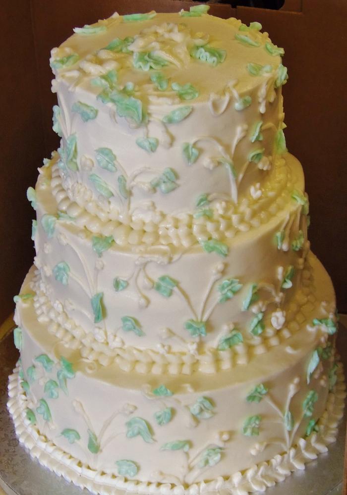 Buttercream wedding cake Leaves and branches