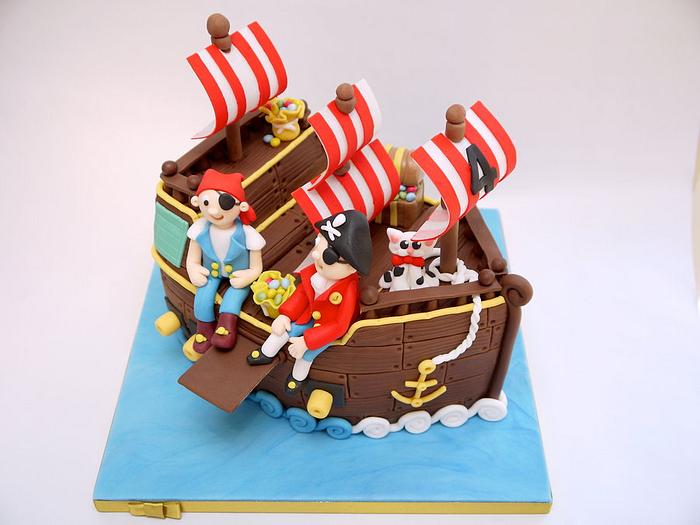 Торт пиратский корабль с пиратами