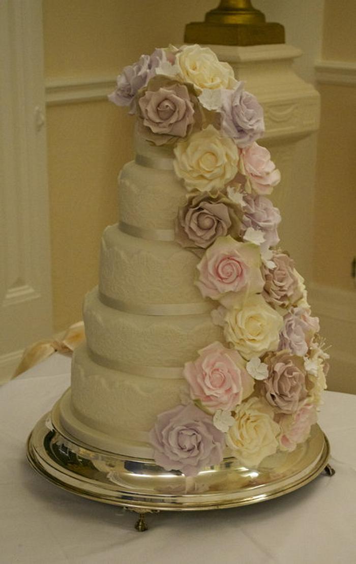 My Sisters Wedding Cake