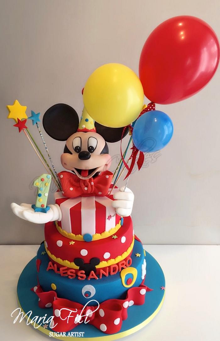"Mickey Mouse" birthday cake 