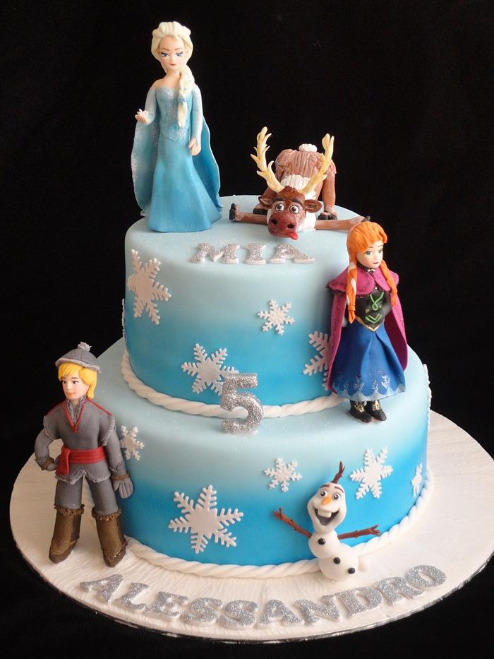 Disney Frozen cake