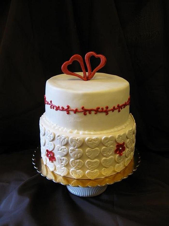 Simple wedding cake - Decorated Cake by Wanda - CakesDecor