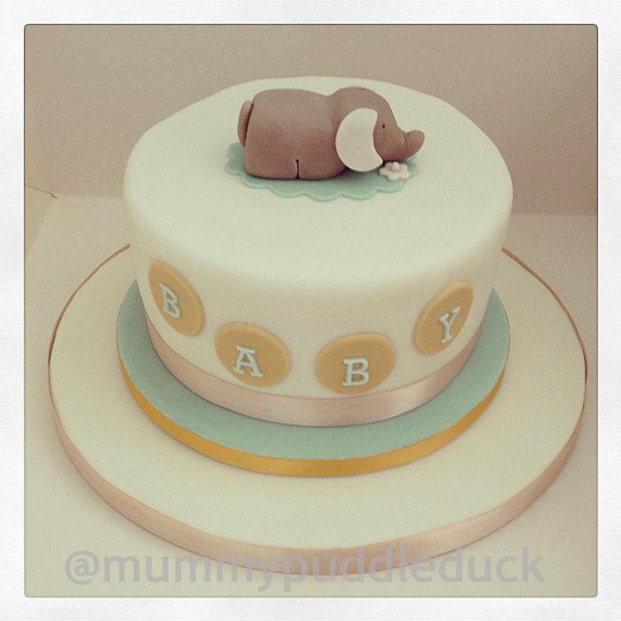 Baby shower cake with elephant