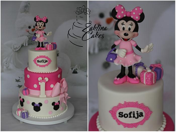 Minie Mouse pink cake