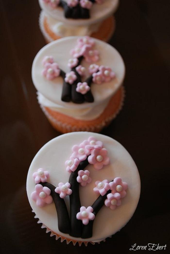 Cherry Blossom Cupcakes!