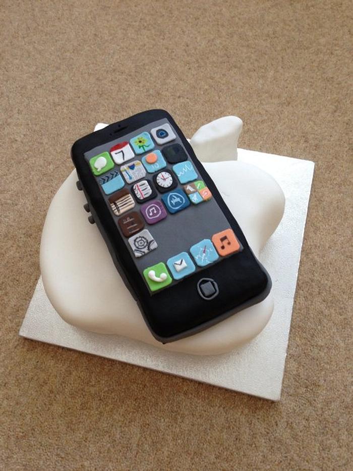 iPhone 5 and Apple logo cake