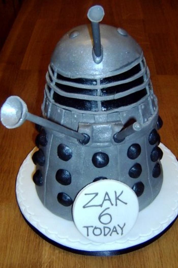Dalek cake