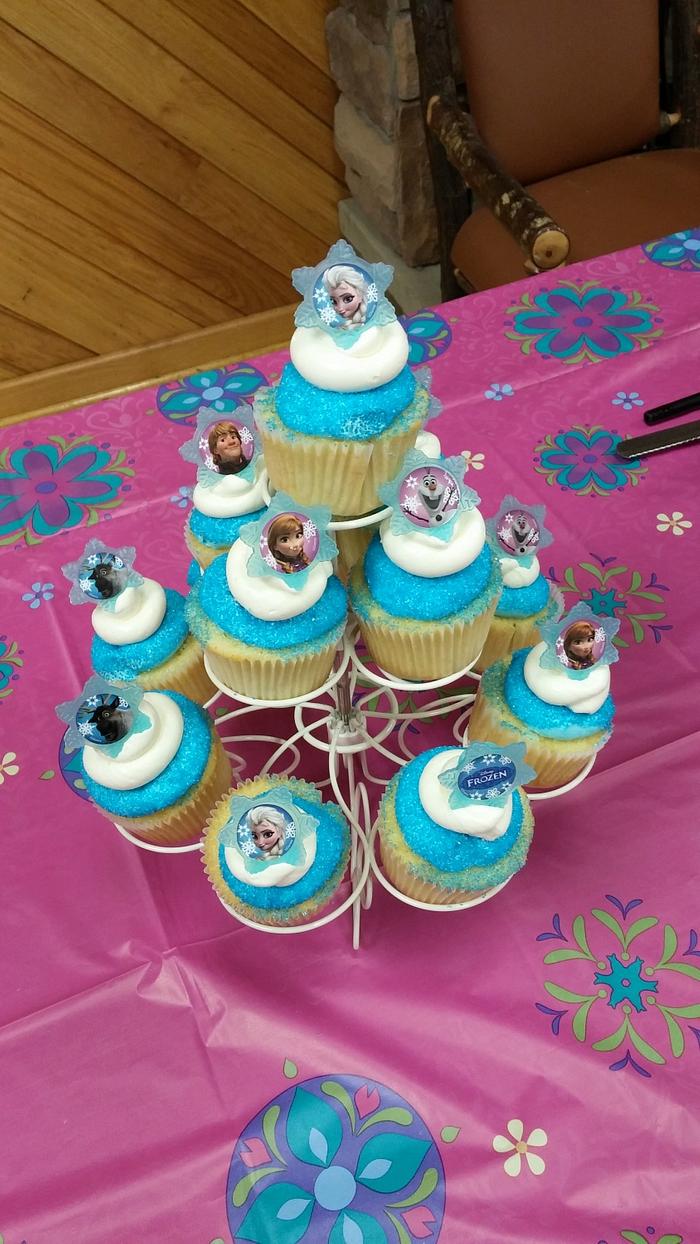 Frozen Themed Cupcakes 
