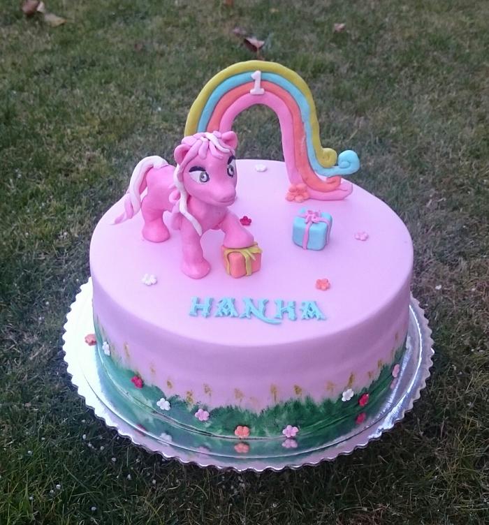 Birthday cake for little girl