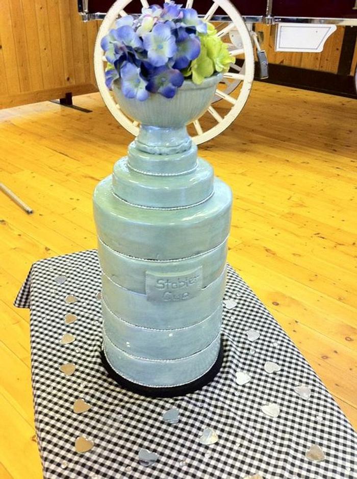 Stanley Cup wedding cake