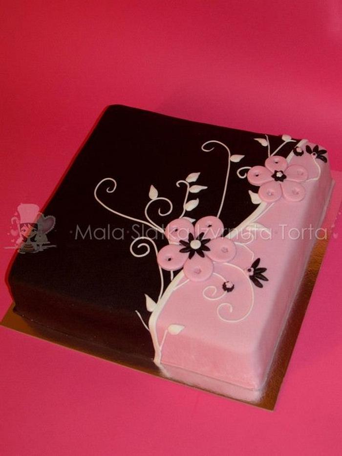 Brown/pink cake