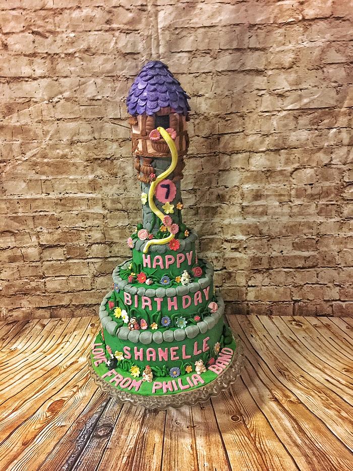 Rapunzels Tower cake
