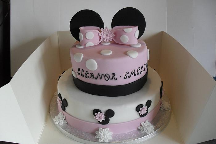 Minnie Mouse Christening Cake