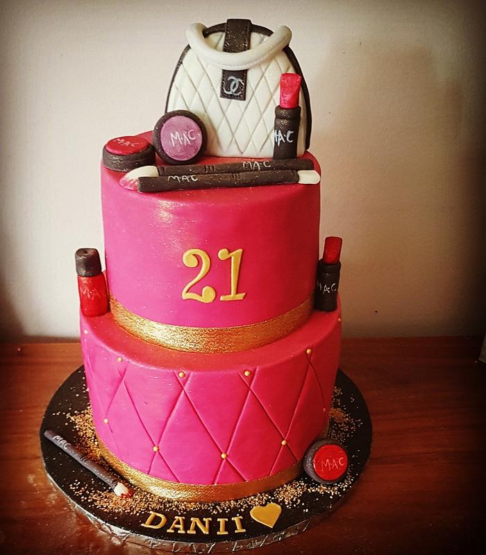 21st makeup cake 