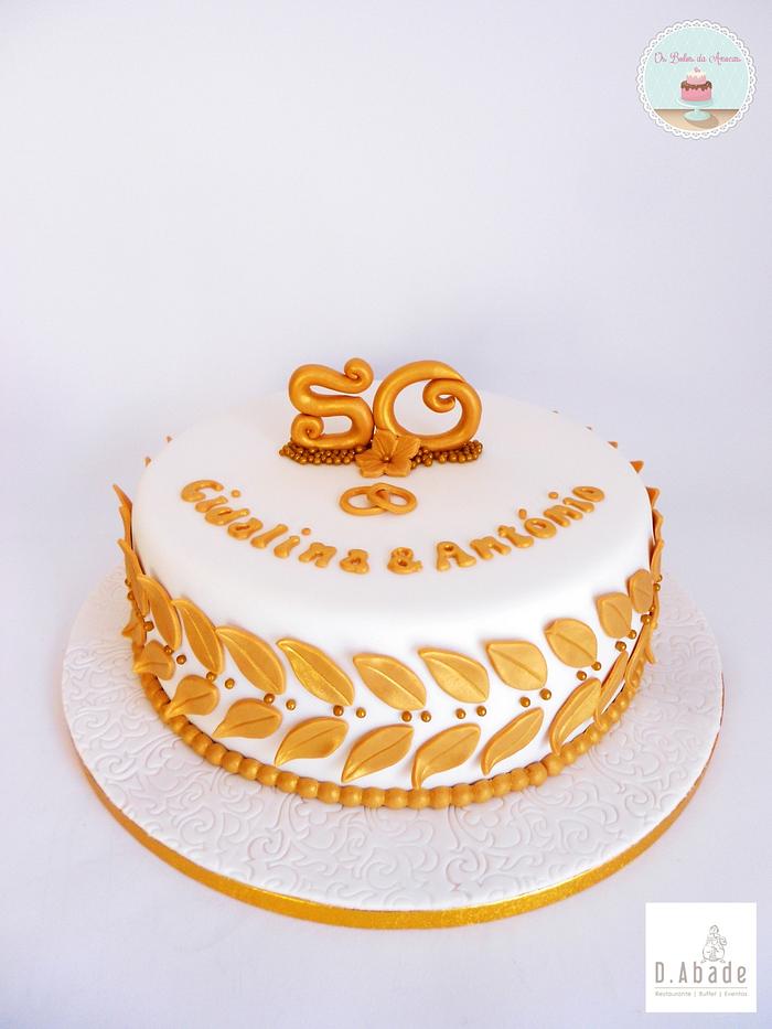 50th anniversary wedding cake