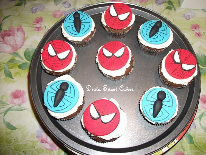spiderman cupcakes