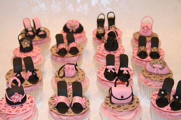 Handbags and Shoes cupcakes