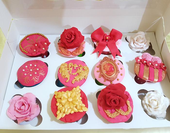 Customized cupcakes 